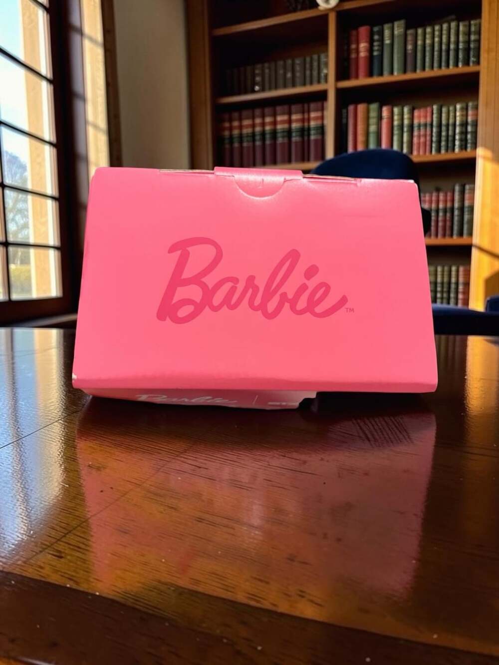 Stanley X Barbie Icon Quencher H2.0 Tumbler 30 Oz Pink - Picture 5 of 6